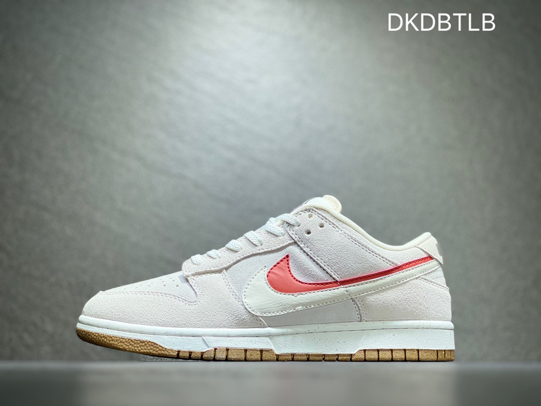 220 Nike Dunk Low SB 低帮滑板鞋DO9457-100