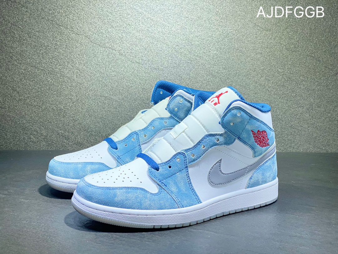 260 Nike AIR JORDAN 1 mid AJ1 乔丹中帮篮球鞋DN3706-401