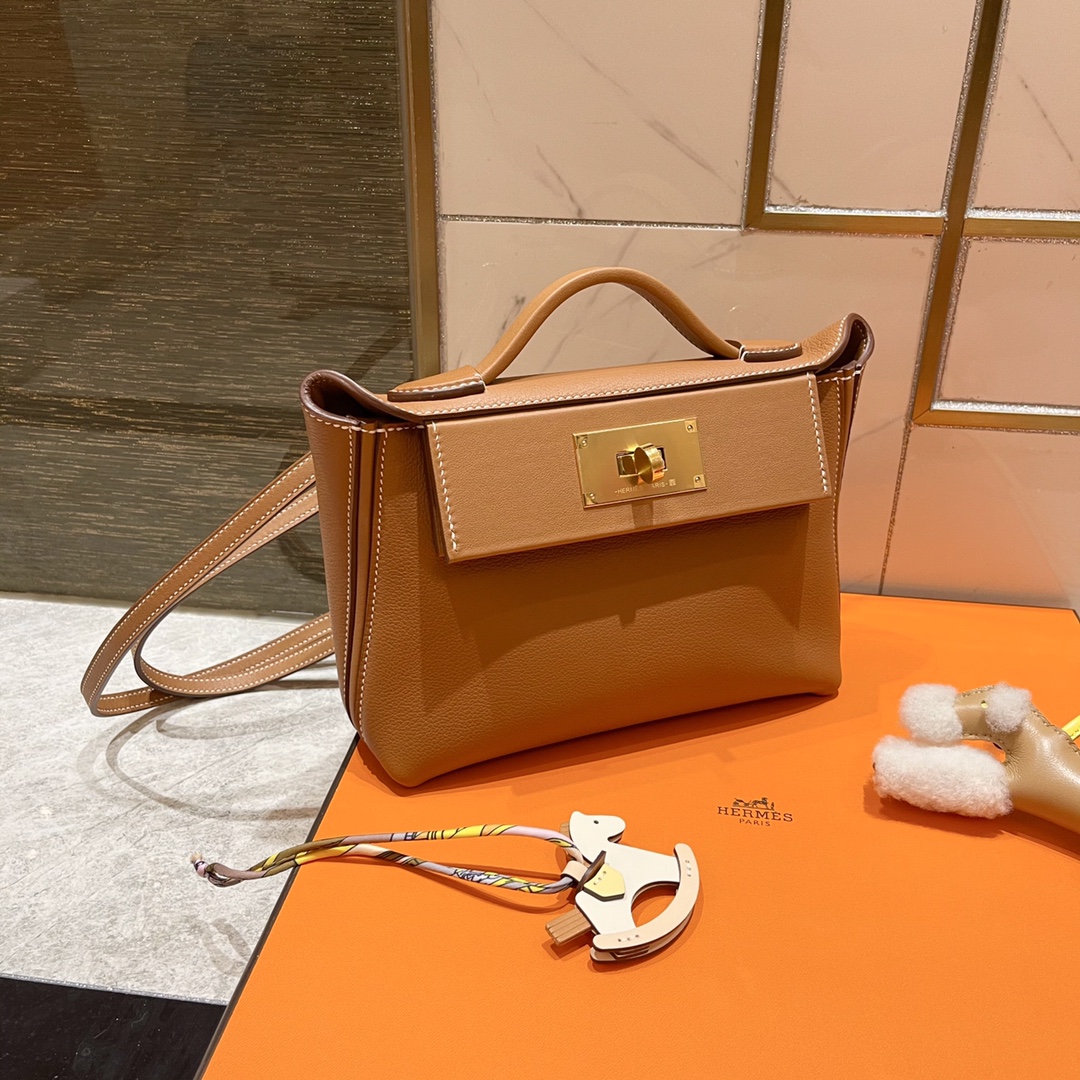 Hermès There are more than 3,000 pieces in the market. We sell the best products at good prices. Hermes2424 mini series, gold buckle D evercolor