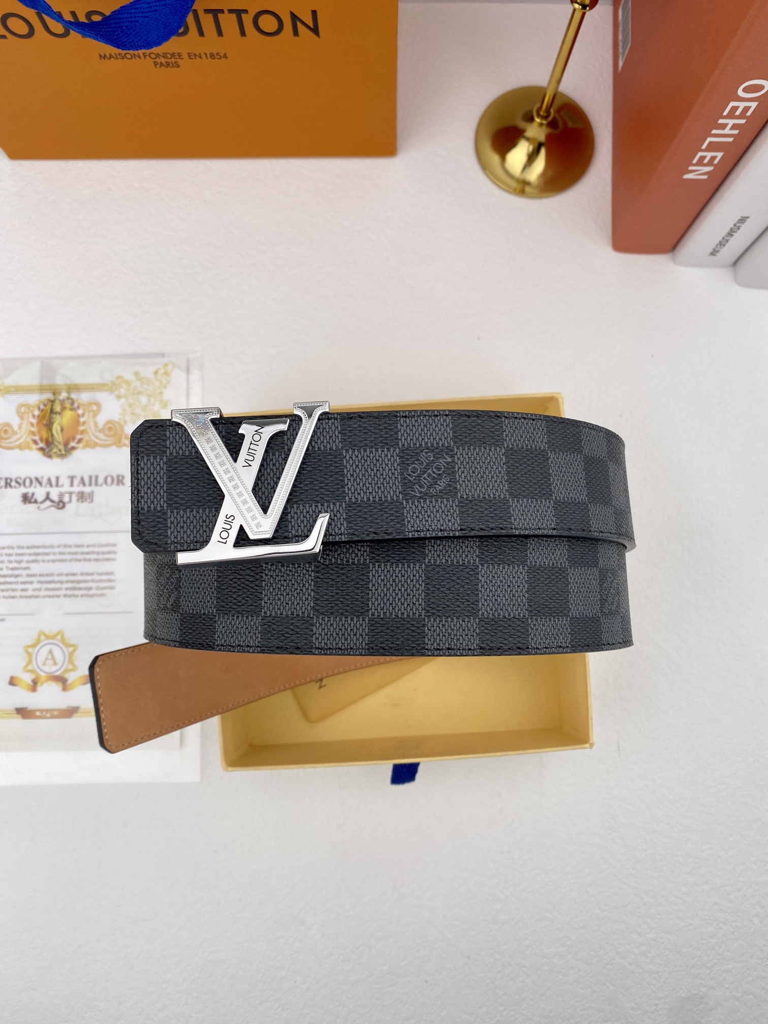 LV代工厂货品4.0宽度正品一体铸造