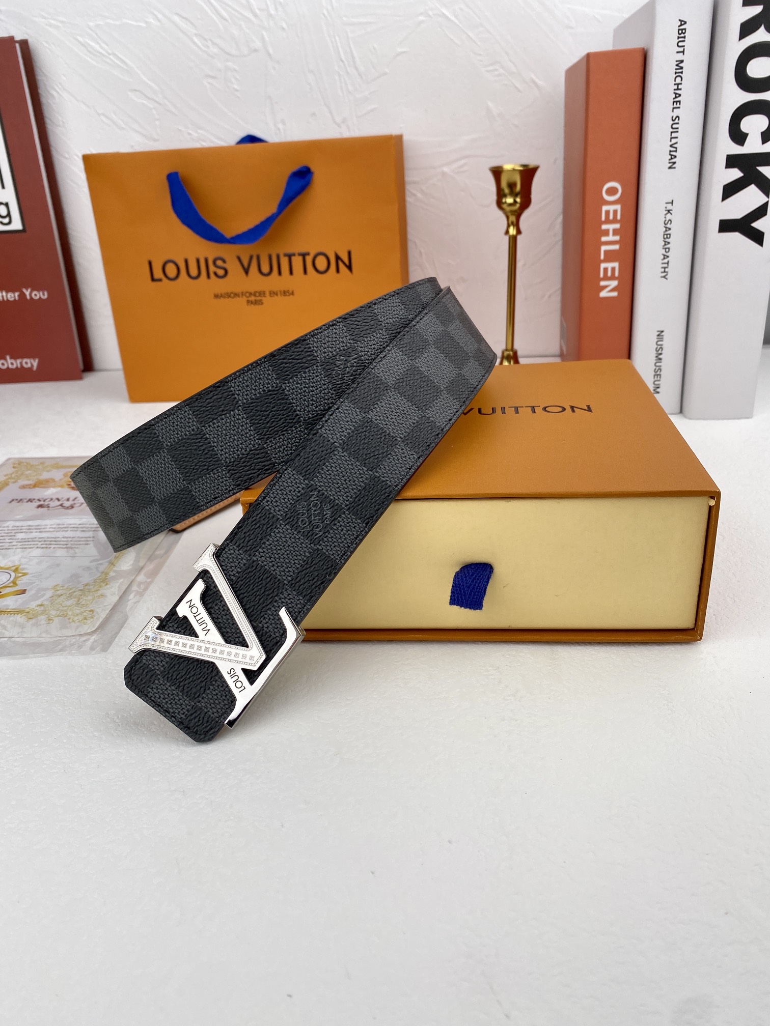 LV代工厂货品4.0宽度正品一体铸造