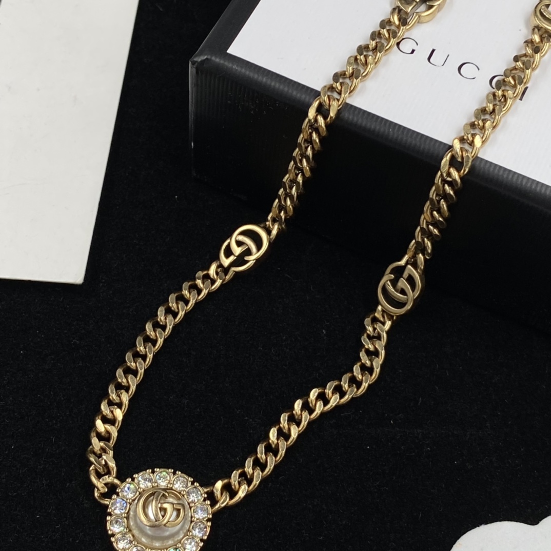 Gucci luxury necklace 2