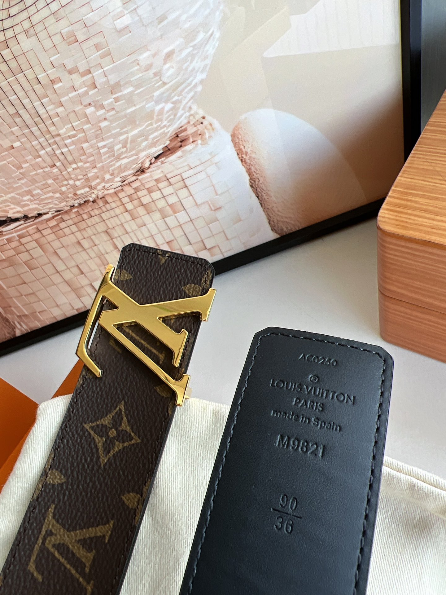 LV/路易威登   2022新款男士40mm腰带