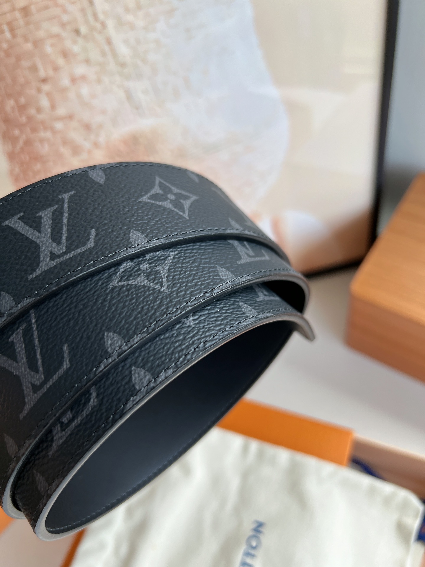 LV/路易威登   2022新款男士40mm腰带