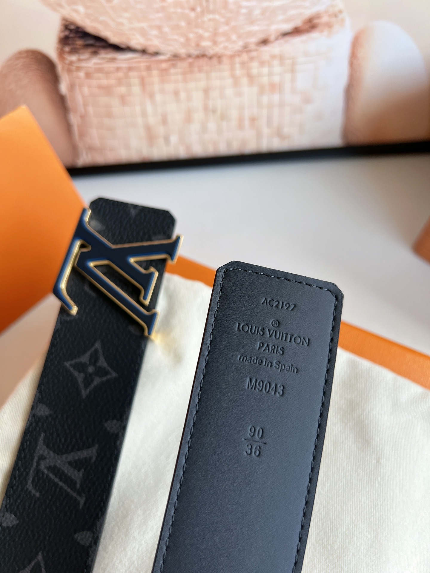 LV/路易威登   2022新款男士40mm腰带