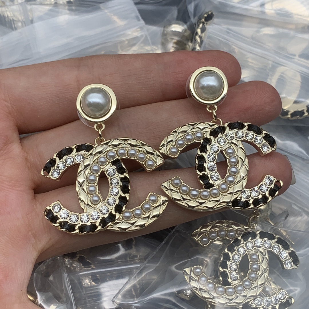 Chanel - Earrings