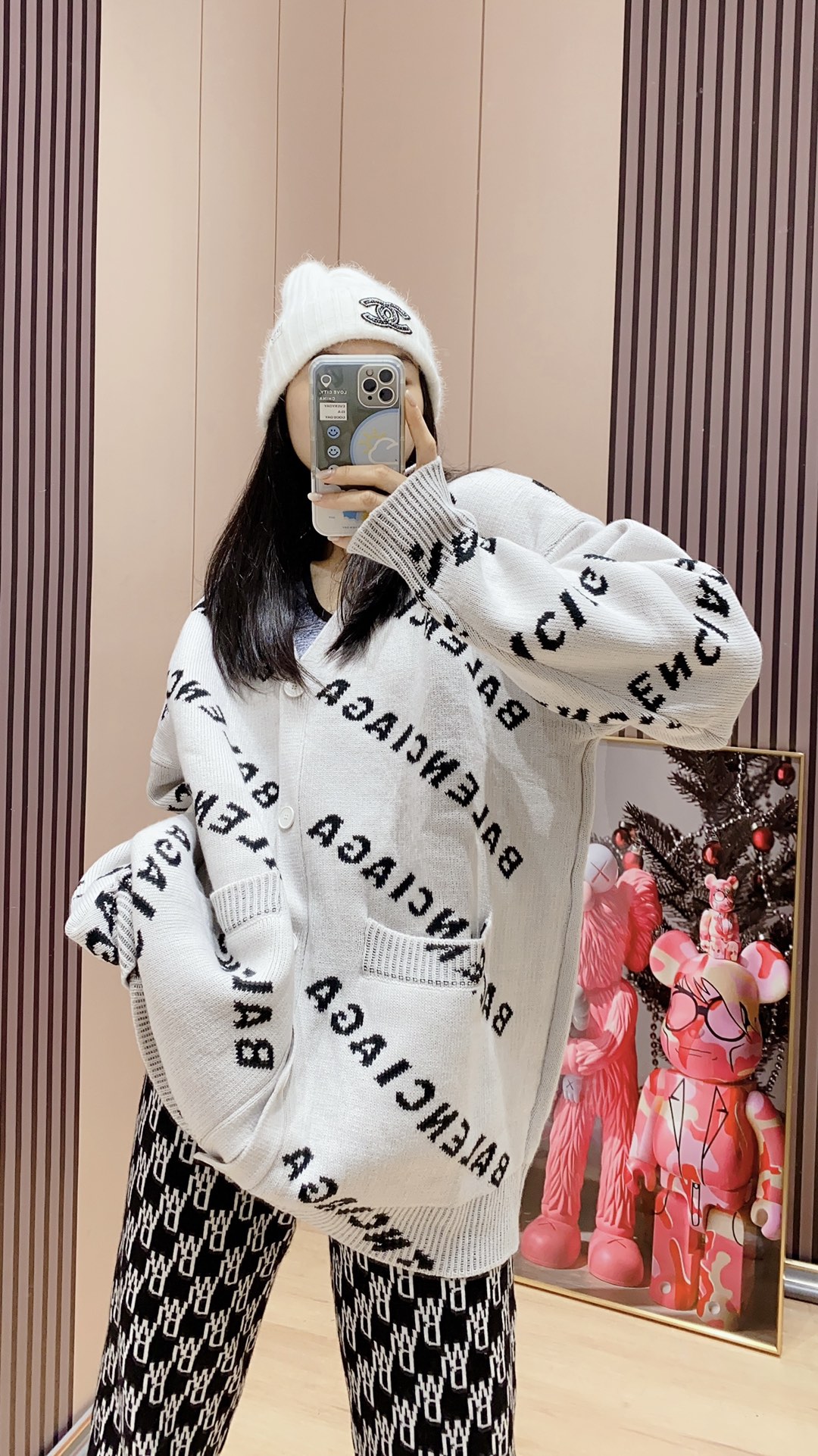 2022Balenciaga 👊👊 最最经典羊毛弹幕开衫毛衣