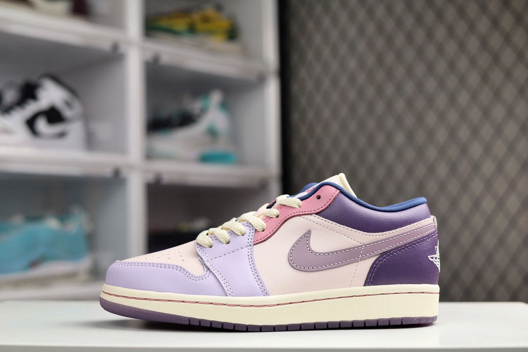 H0 纯原版本 Air Jordan 1 Low Apricot 复活节 彩蛋 粉紫整双鞋子配色方面也是带来与众不同的高贵，复古气息。无原鞋不开发 无限还原 原厂内置气垫魔块 A模大底 头层小牛皮 鞋舌AJ原厂专用牛津布+AJ专用反口珍珠布+原厂无杂质高弹内里海棉+特殊封边弹力鞋带+原厂中底线