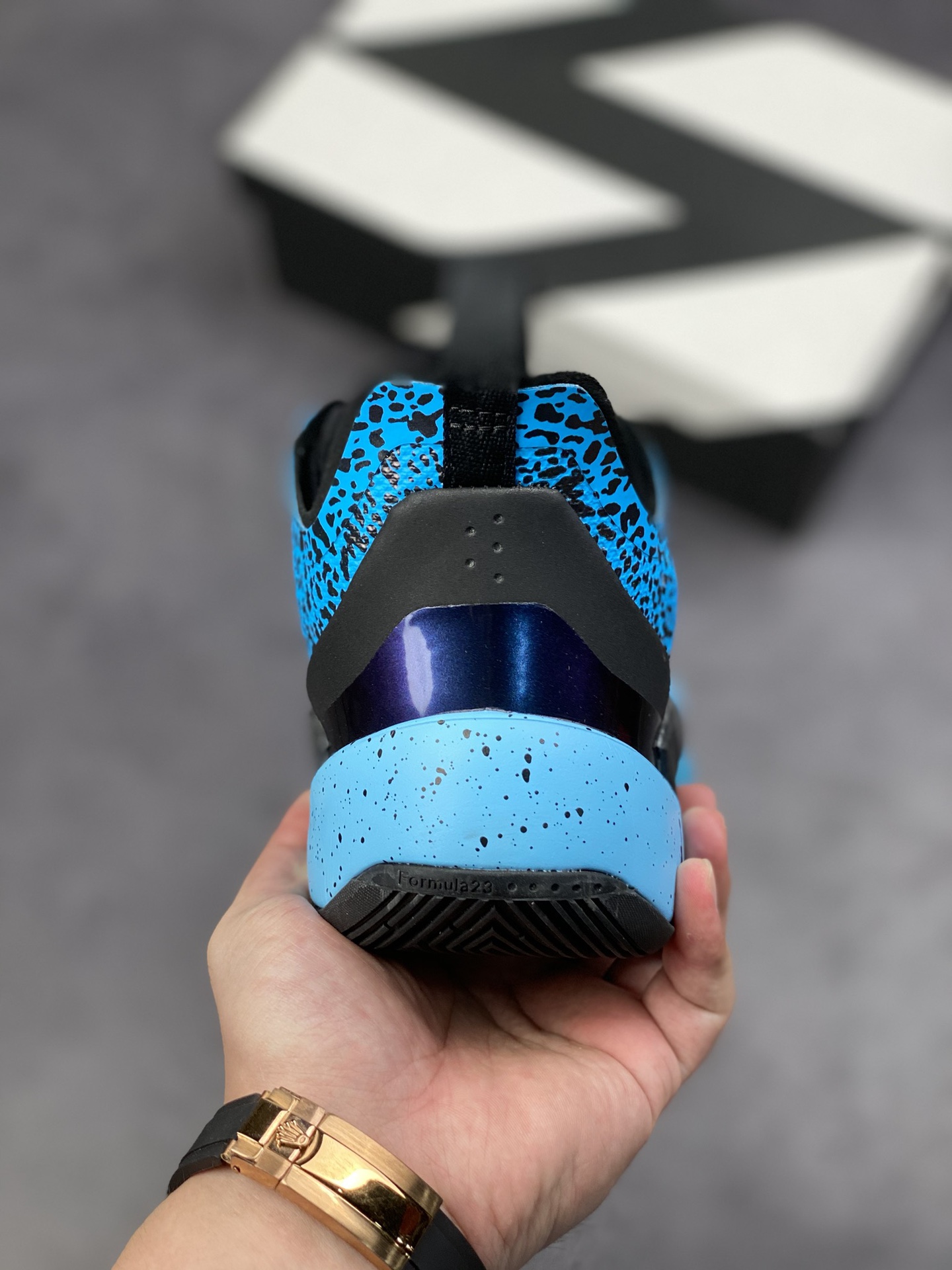 220 Jordan Luka 1 东契奇签名篮球鞋 DN1772-103