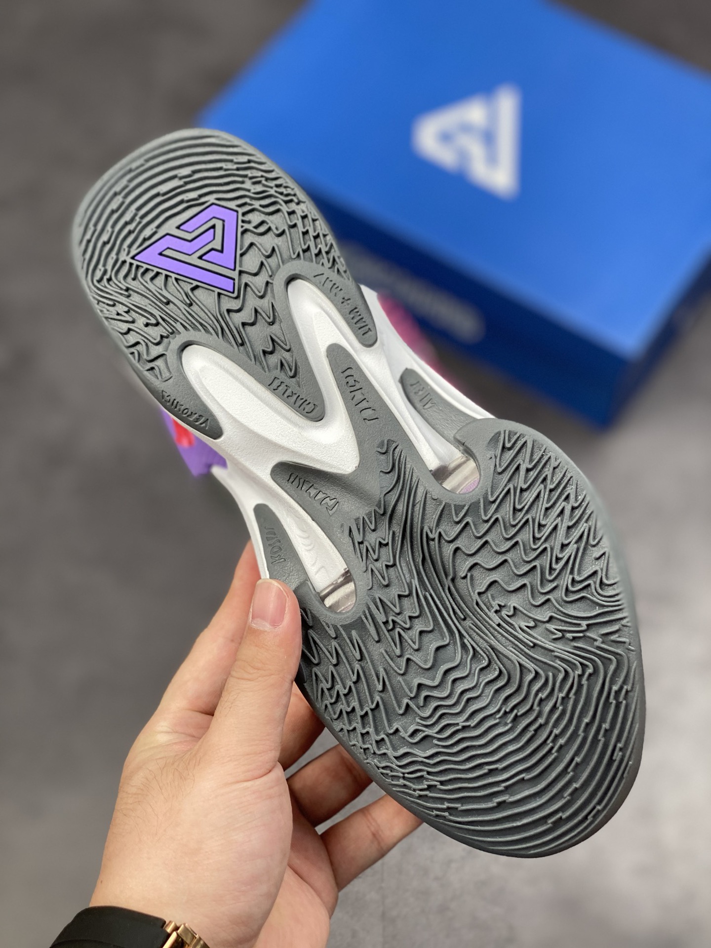 220 Nike Zoom Freak 4 EP 字母哥4代 DO9680-500