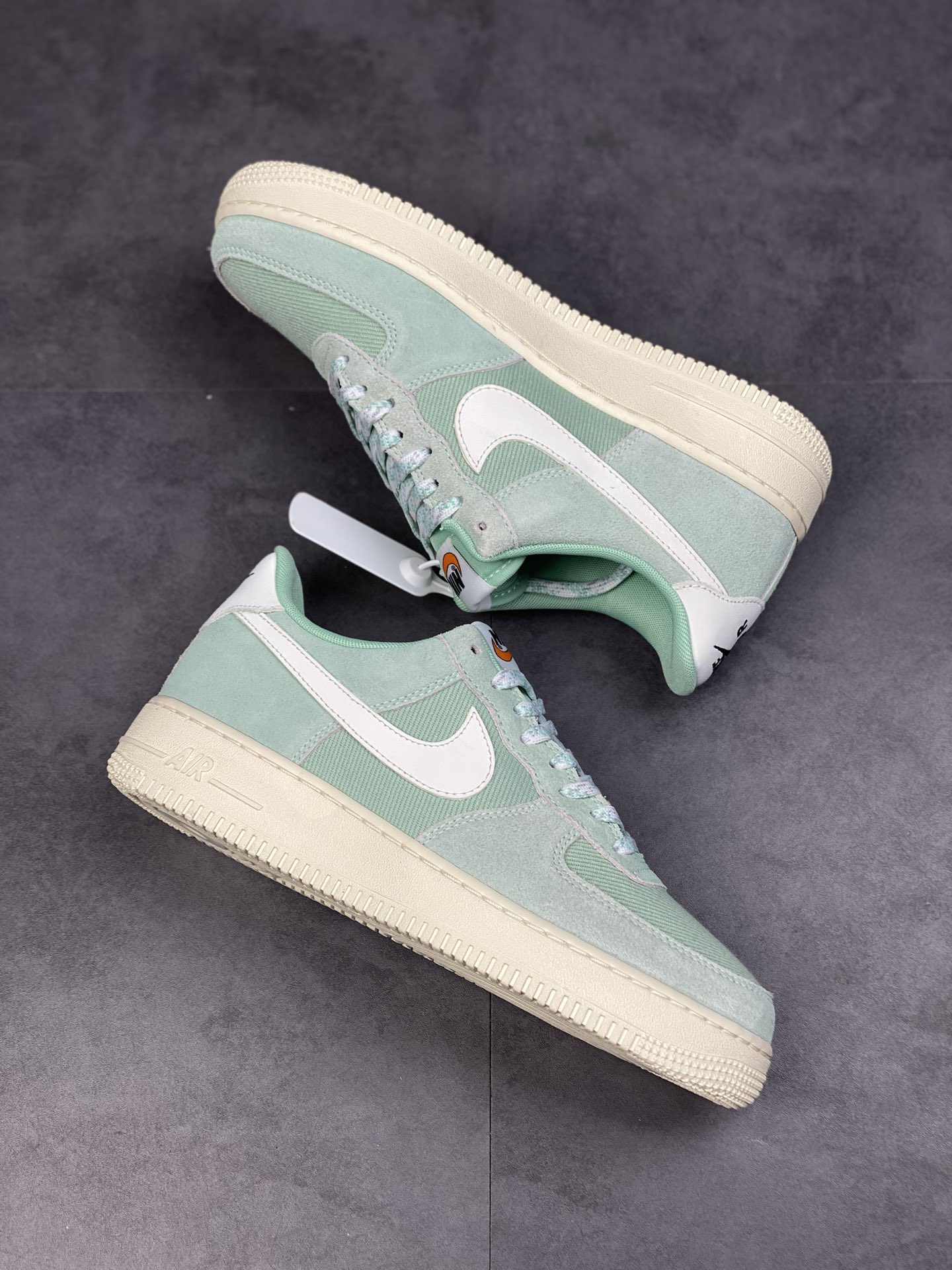 200 Nike Air Force 1 Low 07 嫩绿DO9801-300