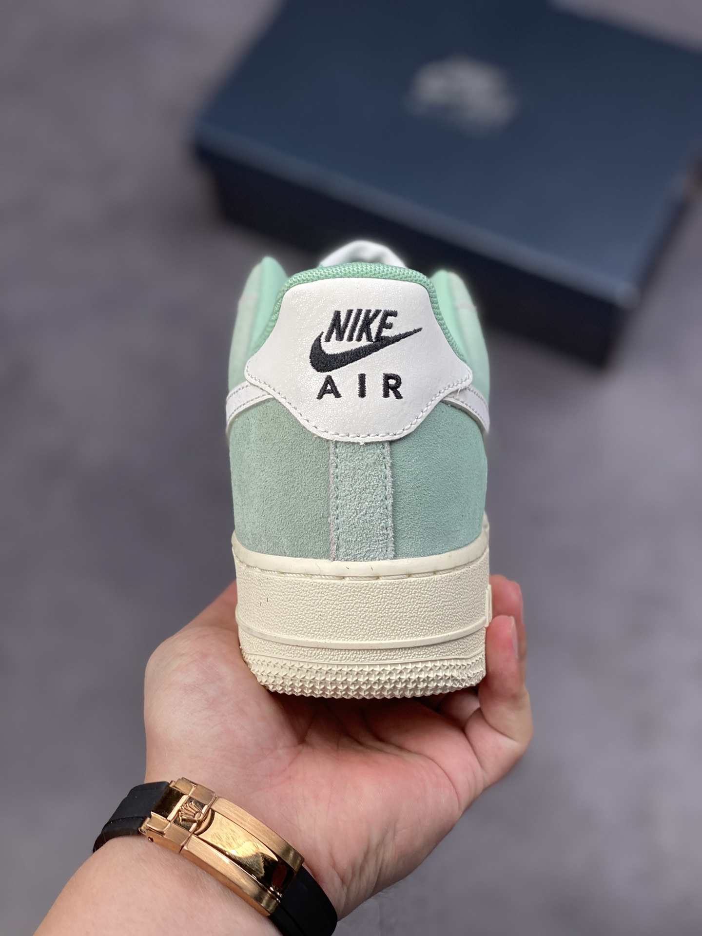 200 Nike Air Force 1 Low 07 嫩绿DO9801-300