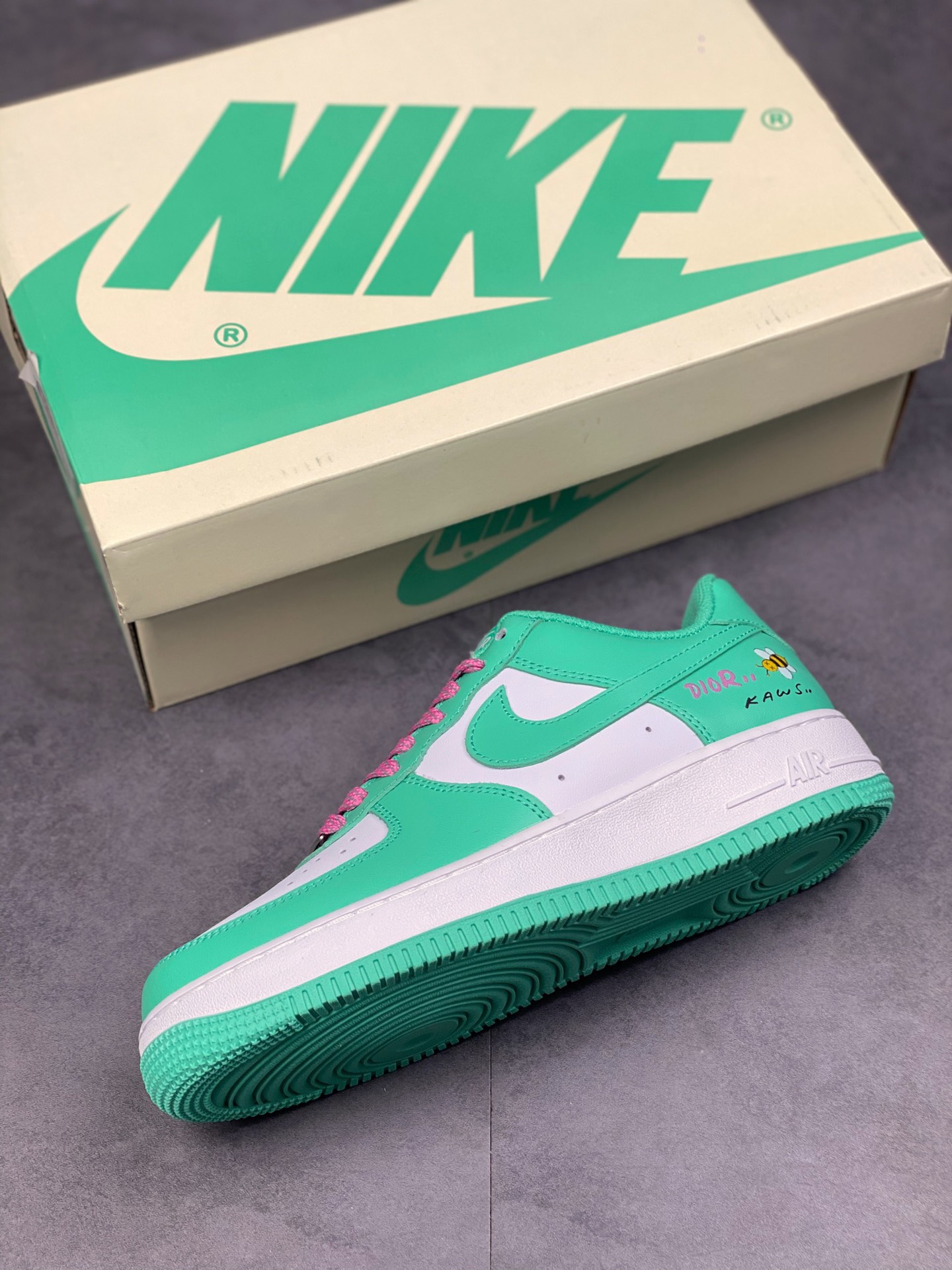 240 Nike Air Force 1 Low 07 蒂夫尼绿小蜜蜂 BS8871-104