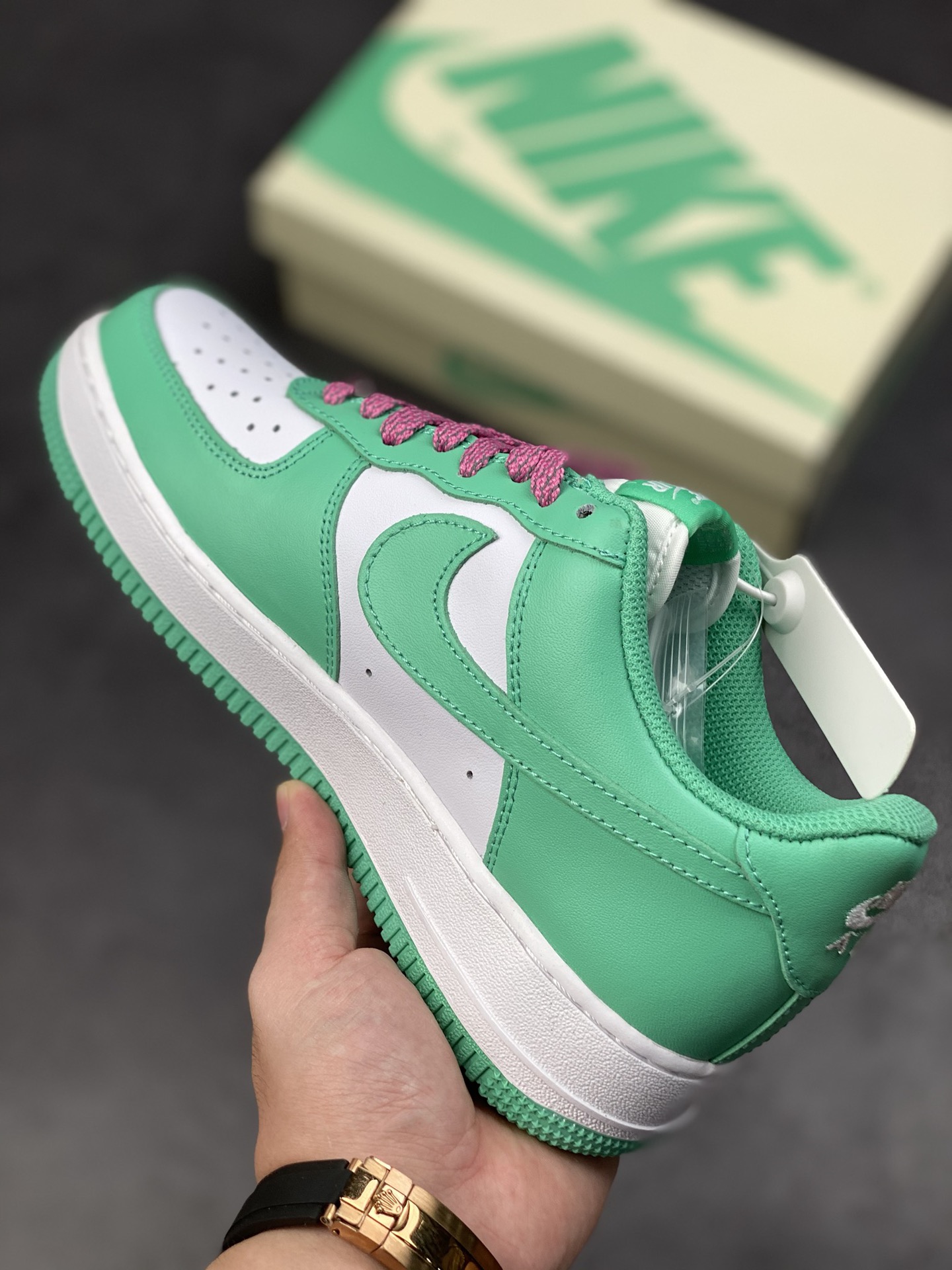 240 Nike Air Force 1 Low 07 蒂夫尼绿小蜜蜂 BS8871-104