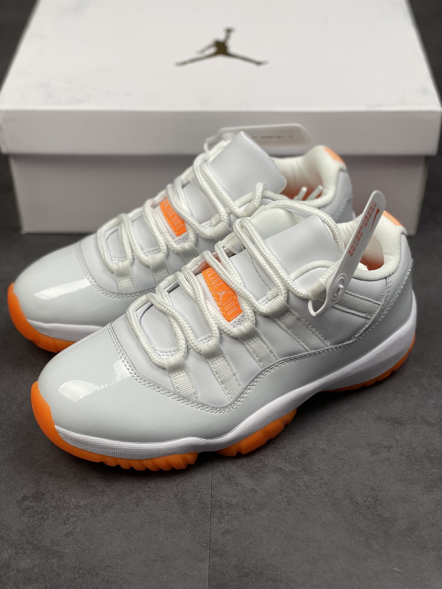 250 Air Jordan 11 Retro Low ”Bright Citrus” 乔11低帮白橙配色AH7860-139
