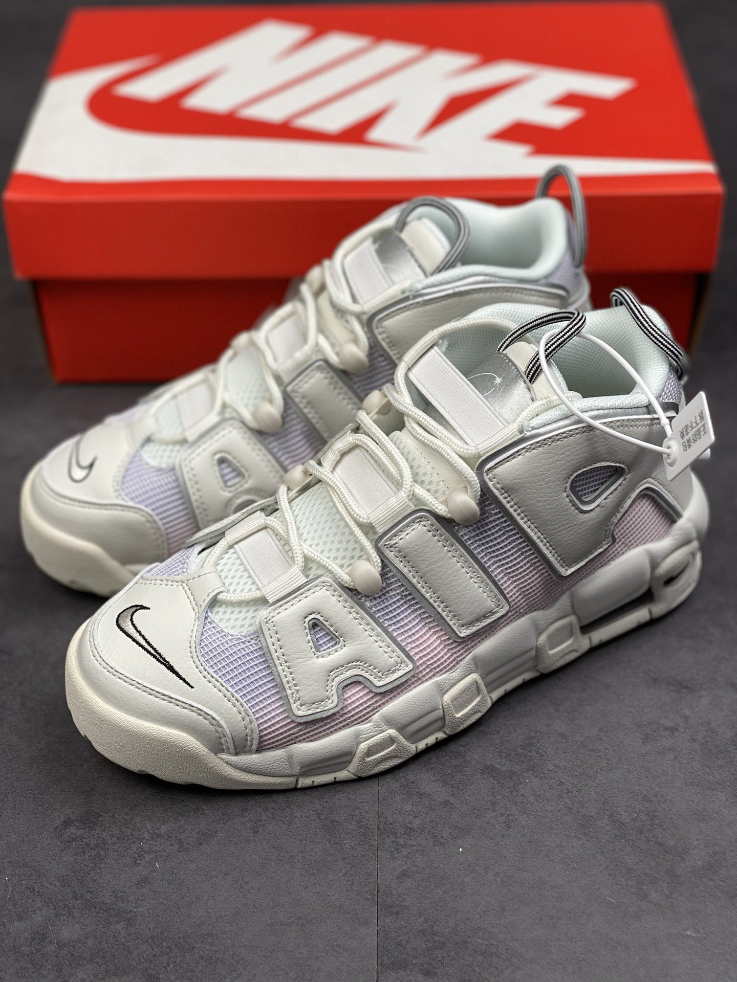 260 Air More Uptempo 代表着历史最高版本皮蓬DQ0514-100