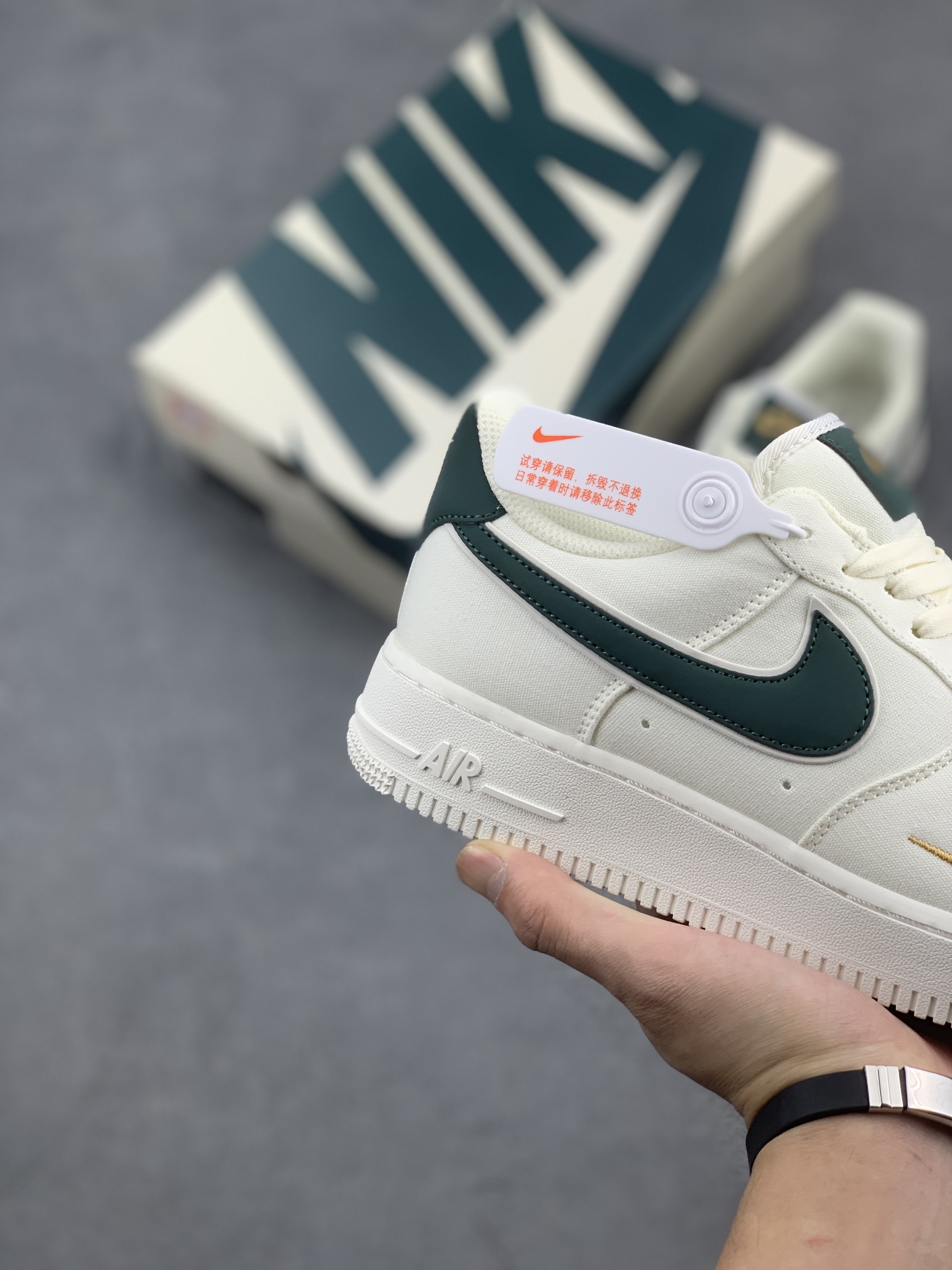 Nike Air Force 1 '07 Low-Top Sneakers - Deep Green Swoosh, Classic Style 6 i1662656329 1777 4