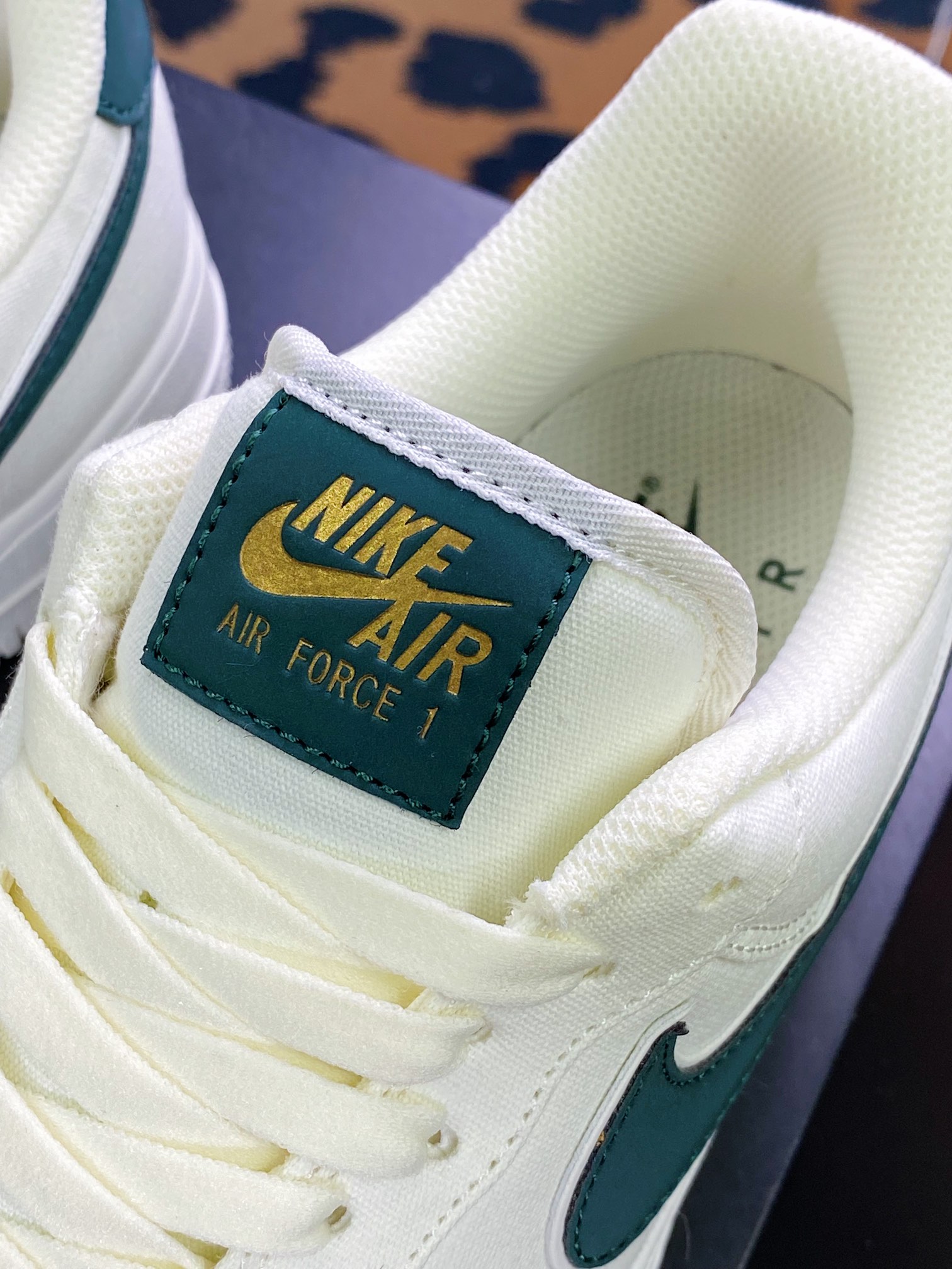 220 Air Force 1’07 Low QS”Sail/Dark Green/Gold”空军一号经典低帮百搭休闲运动板鞋MN5696-309