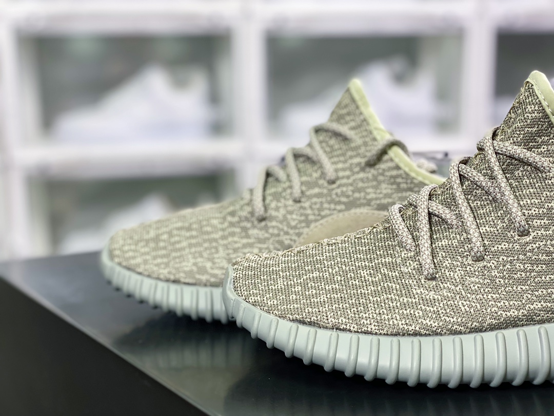 Yeezy Boost 350 Boost OG ”Moonrock” 350 first generation all-match lightweight casual sports jogging shoes ”first generation moonlight gray” AQ2660