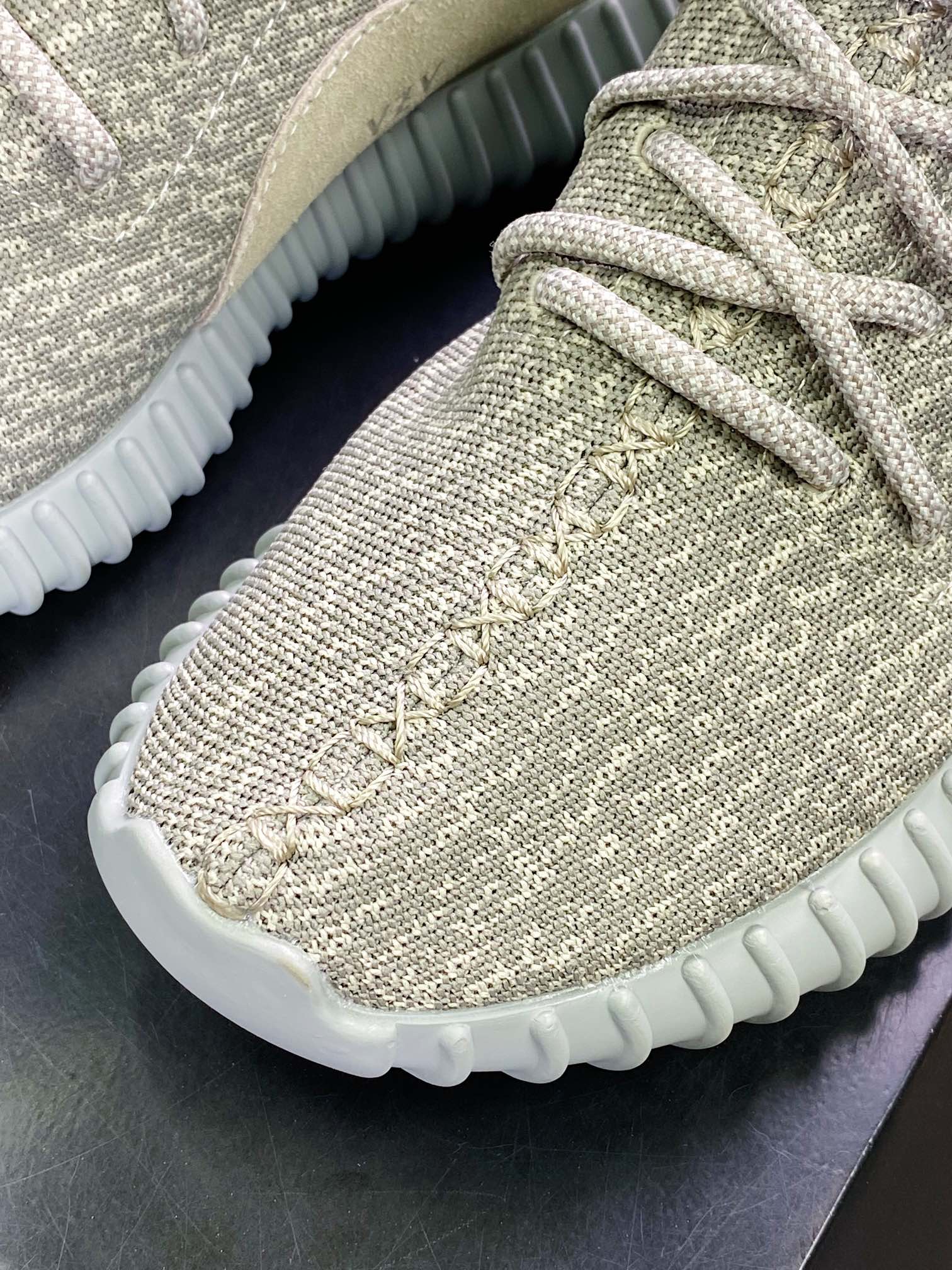 Yeezy Boost 350 Boost OG ”Moonrock” 350 first generation all-match lightweight casual sports jogging shoes ”first generation moonlight gray” AQ2660