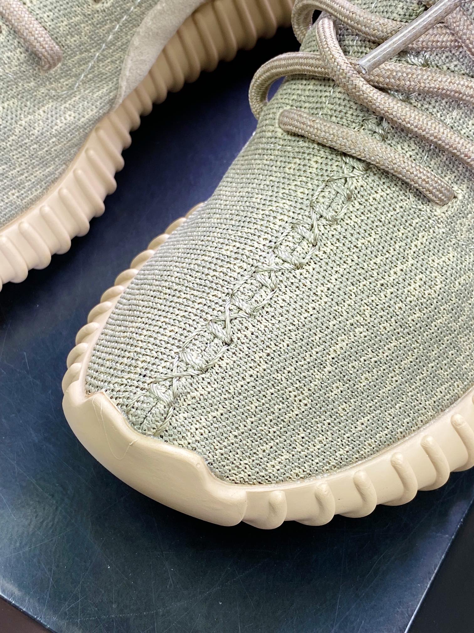 Yeezy Boost 350 Boost OG ”Oxford Tan” 350 first generation all-match lightweight casual sports jogging shoes ”first generation sand color” AQ2661