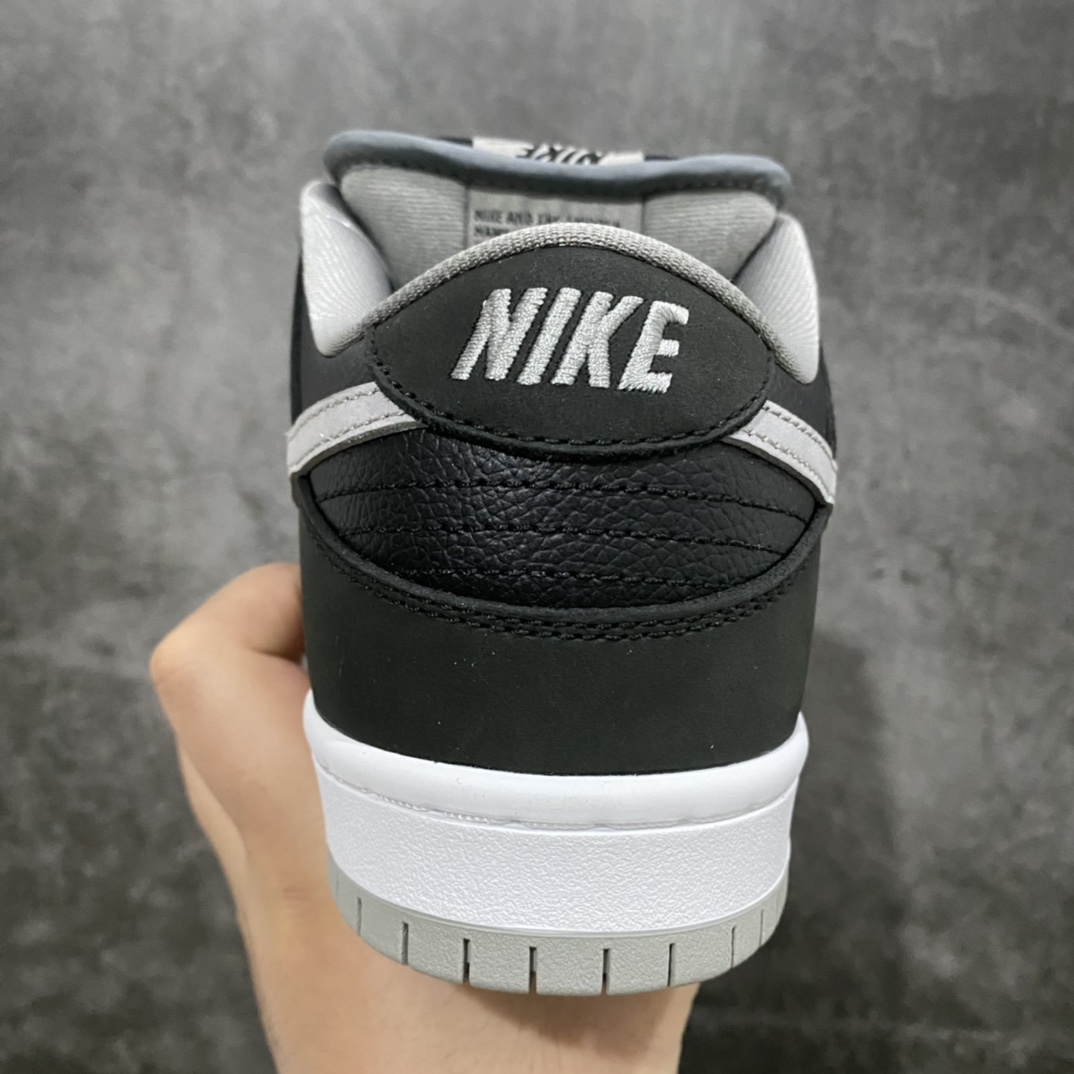 图片[4]-XC平台版Dunk SB影子灰 全新版本改版 原厂皮料定制 不论是鞋型 皮料还是清洁度 都是实打实的顶级 原厂大底 原厂楦头 原厂纸板 原厂号码标 原汁原味 最主要的是 他的价格很良心不杀猪💪🏻 此版本目前10个配色 新配色陆续开发中…… 货号：BQ6817 007 尺码：35.5-47.5-选品中心