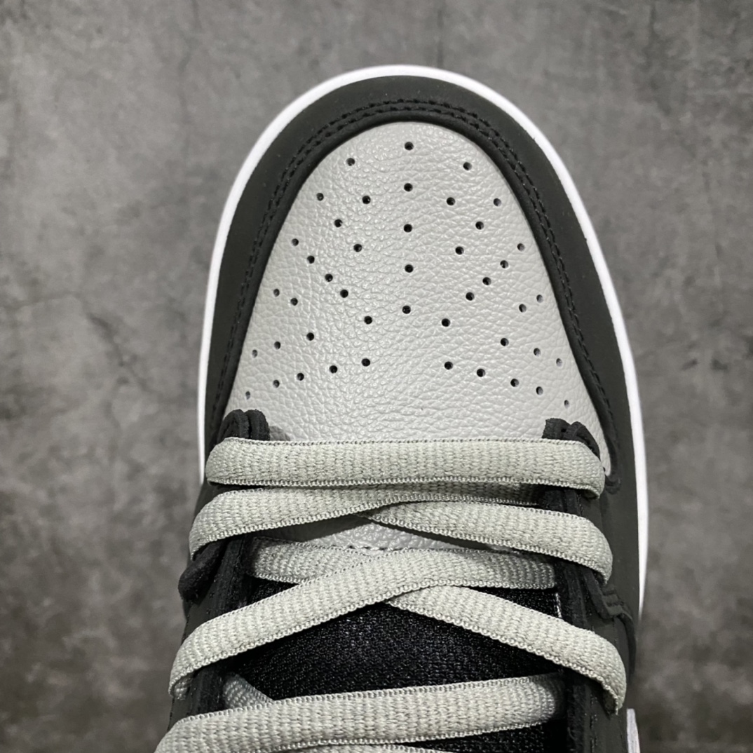 图片[5]-XC平台版Dunk SB影子灰 全新版本改版 原厂皮料定制 不论是鞋型 皮料还是清洁度 都是实打实的顶级 原厂大底 原厂楦头 原厂纸板 原厂号码标 原汁原味 最主要的是 他的价格很良心不杀猪💪🏻 此版本目前10个配色 新配色陆续开发中…… 货号：BQ6817 007 尺码：35.5-47.5-选品中心