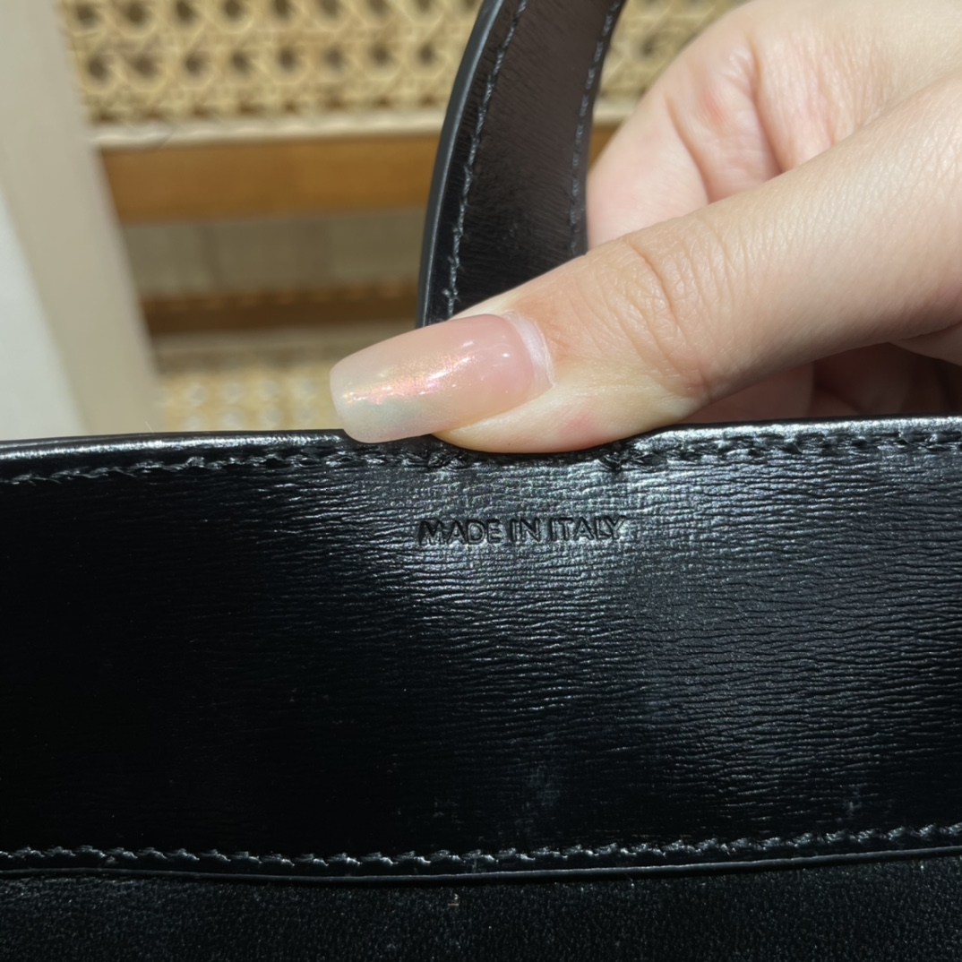 CELINE BUCKET TRIOMPHE 25CM 水桶包 199913黑色
