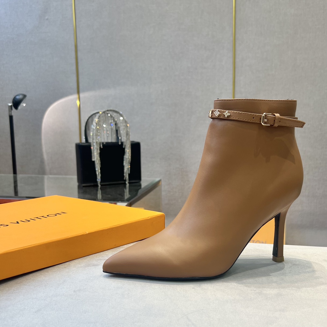 Louis Vuitton Designer
 Short Boots Gold Calfskin Cowhide Genuine Leather Sheepskin Fashion