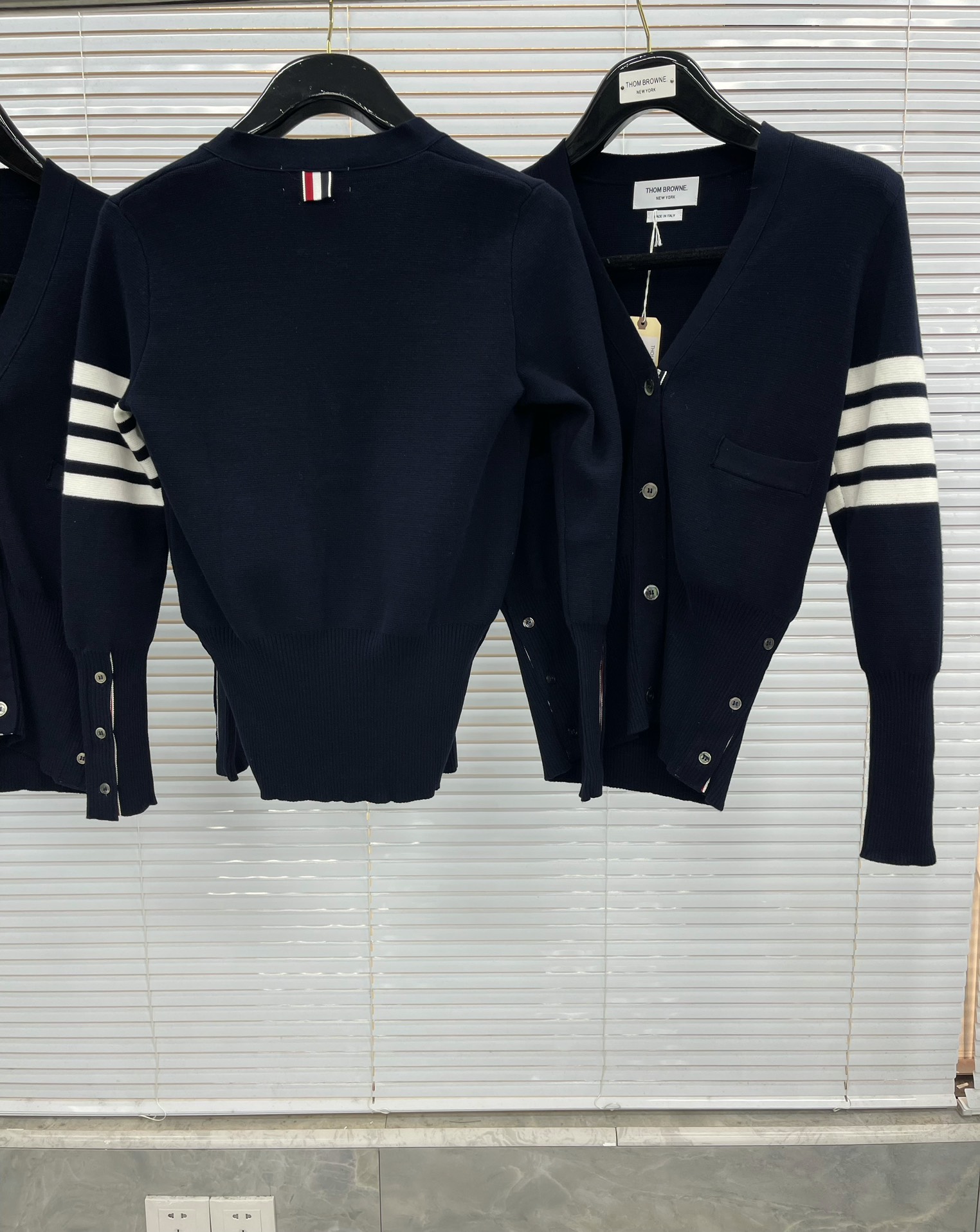톰브라운 여성 가디건 142971 Thom Browne Cardigan 상세 이미지 3
