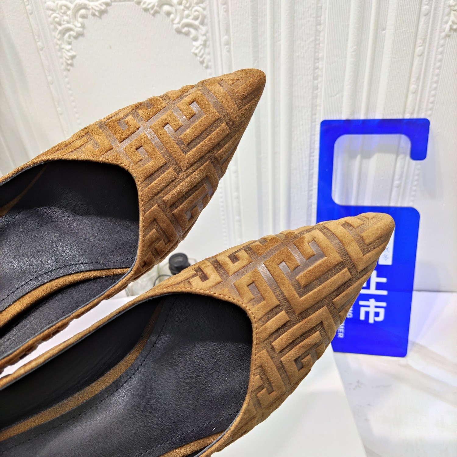 Bal*ain’s 2022 High Heels: Luxurious Materials, Italian Soles, 9.5CM Height - 图片 9