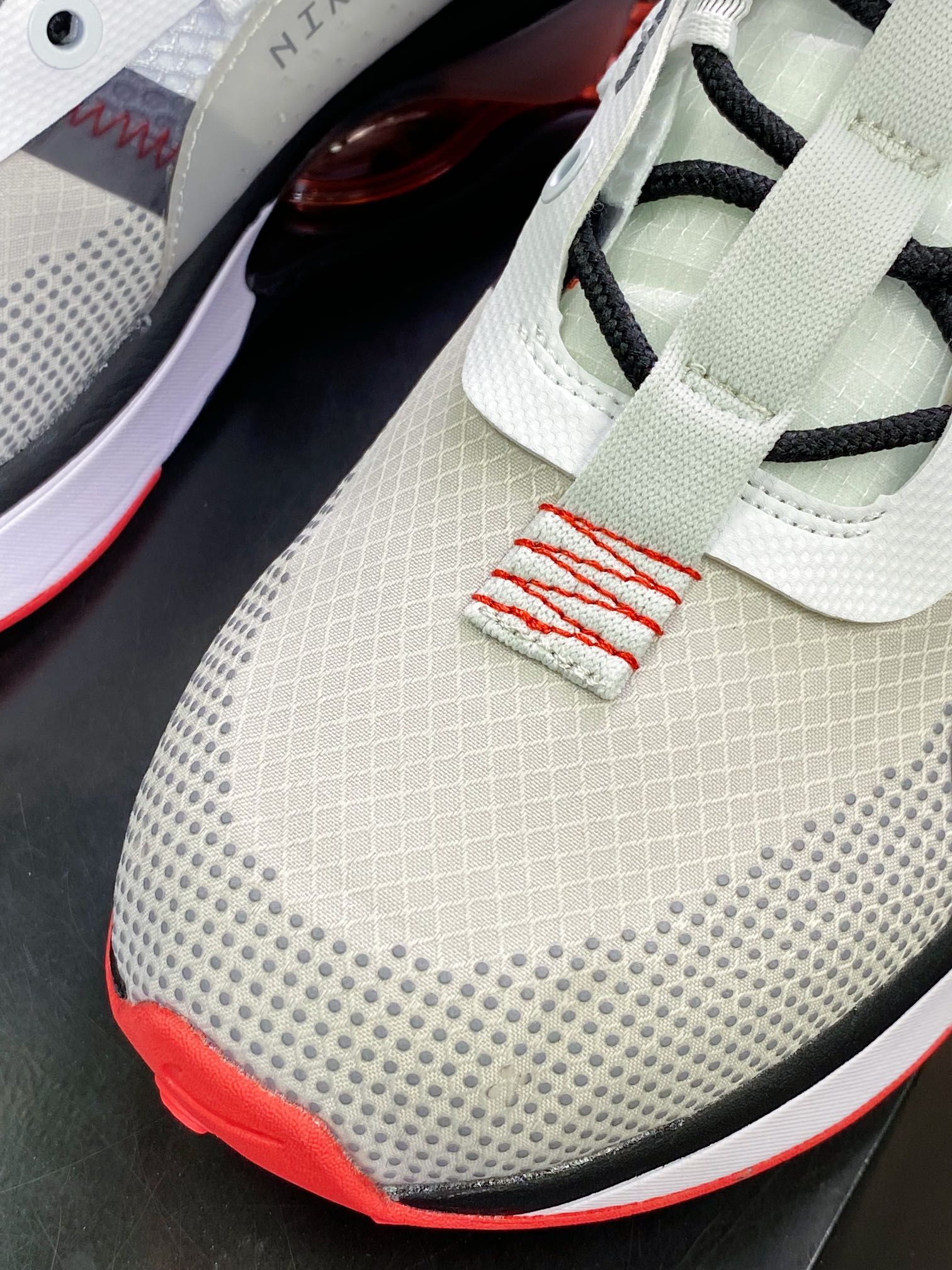 200 Air Max 2021”Beige/Dark Grey/Red”2021款大气垫低帮休闲运动慢跑鞋红DN0721-001