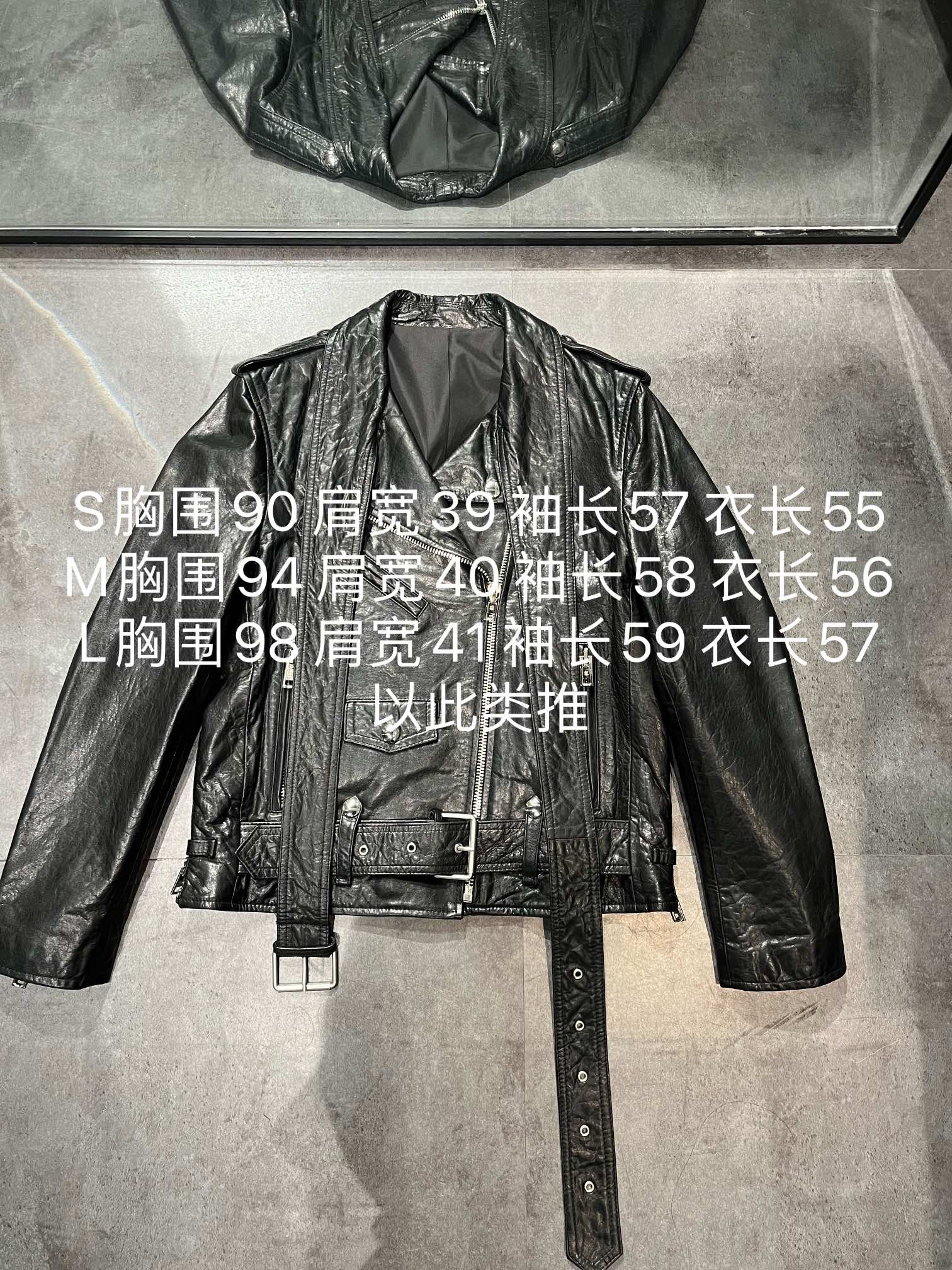 NO:721867,, McQueen waxed sheepskin motorcycle jacket, thick and textured, slightly loose fit, size S-19860909,麦昆油蜡羊皮机车外套,厚实有质感,略宽松版型 尺码S- Xxl,超有质感的油蜡羊皮,女装,alexander mcqueen,jackets & coats,sheepskin,,Women's clothing