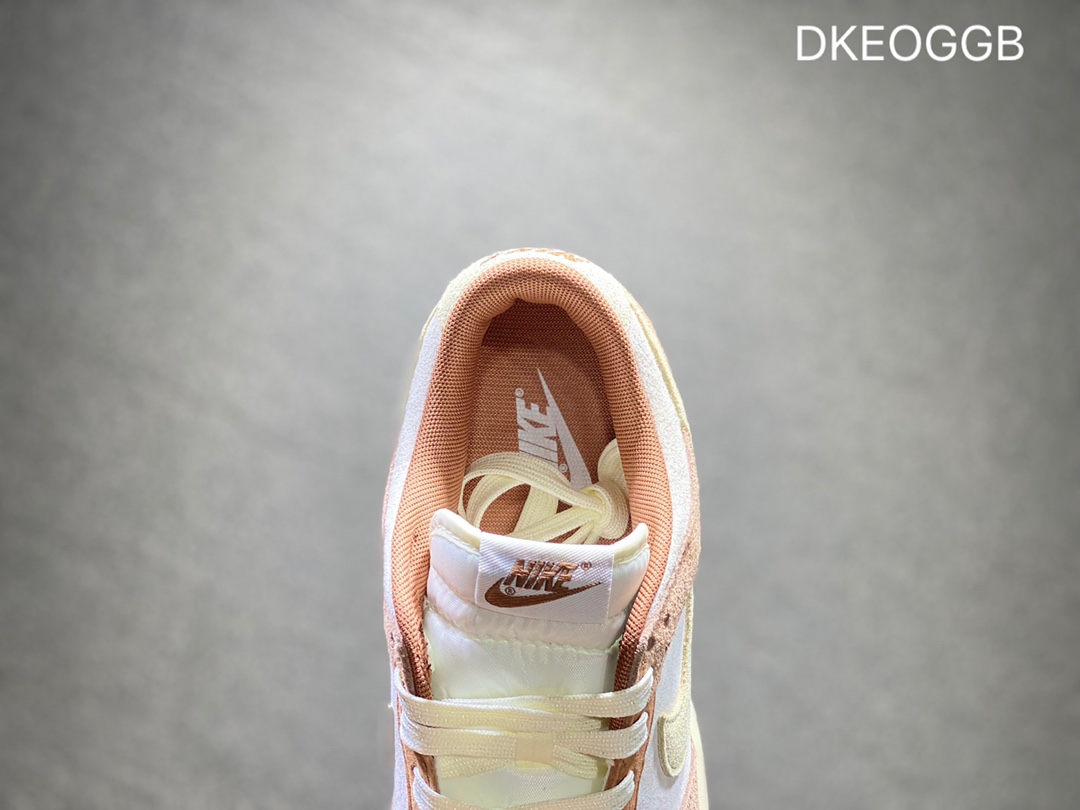 300 NIKE Dunk SB Low 低帮休闲板鞋DD1390-100