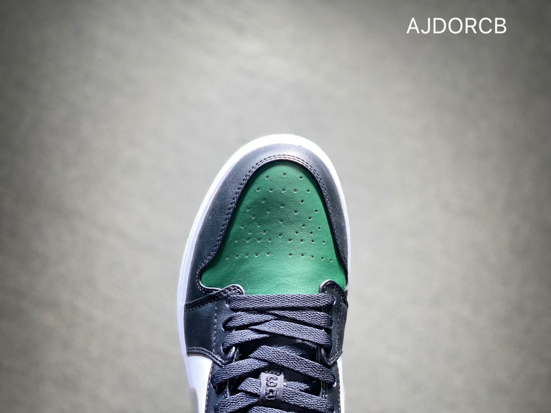 200 Nike AIR JORDAN 1 Low AJ1 乔丹低帮篮球鞋553558-371