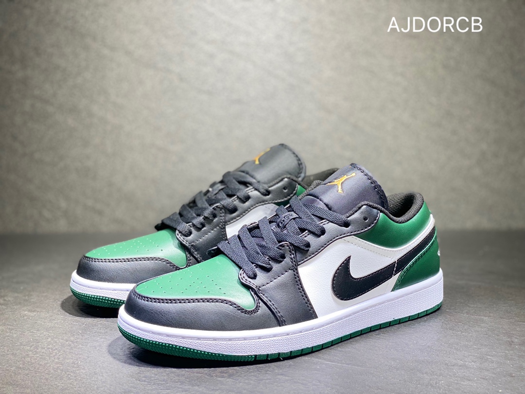 200 Nike AIR JORDAN 1 Low AJ1 乔丹低帮篮球鞋553558-371