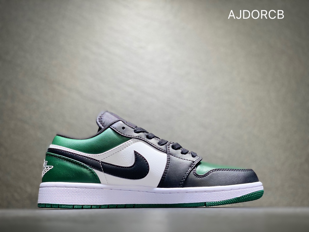 200 Nike AIR JORDAN 1 Low AJ1 乔丹低帮篮球鞋553558-371