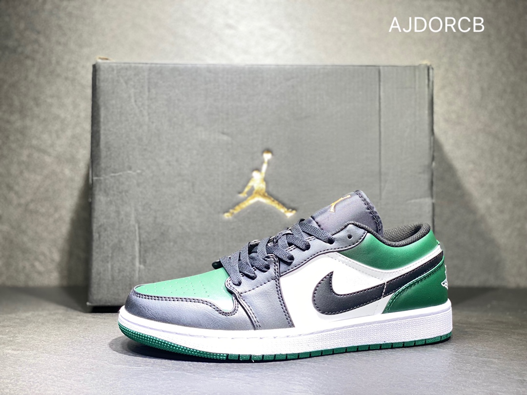 200 Nike AIR JORDAN 1 Low AJ1 乔丹低帮篮球鞋553558-371