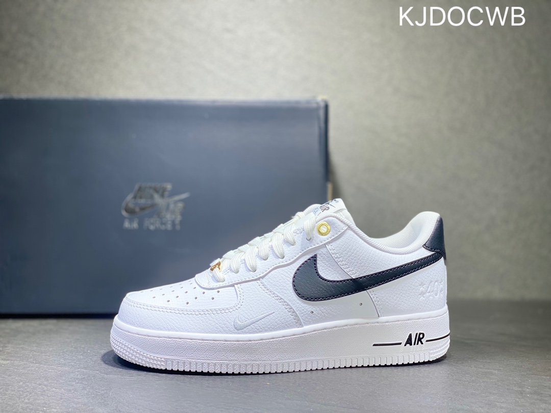200 Nike Air Force 1 空军一号  DQ7658-100