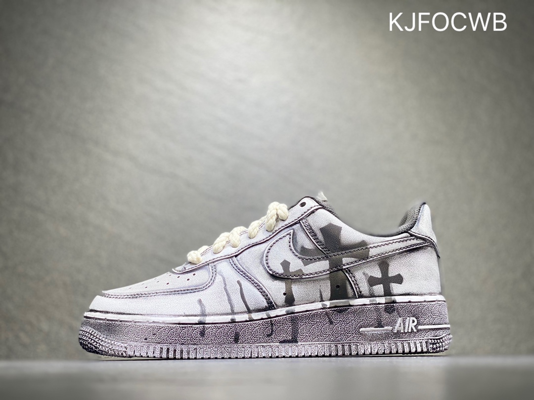 400 Nike Air Force 1 空军一号  CW2288-111