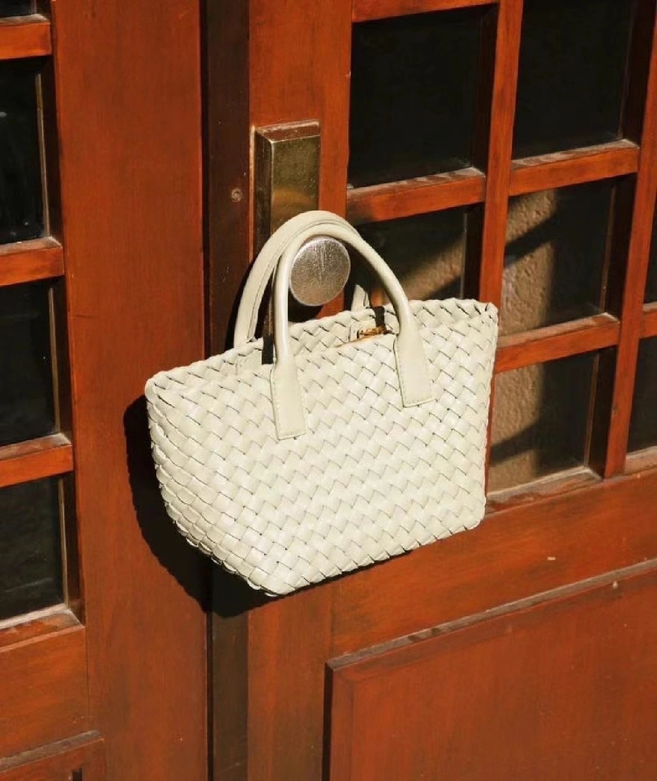 Bottega Veneta MINI CABAT 20CM BAG 709464白色