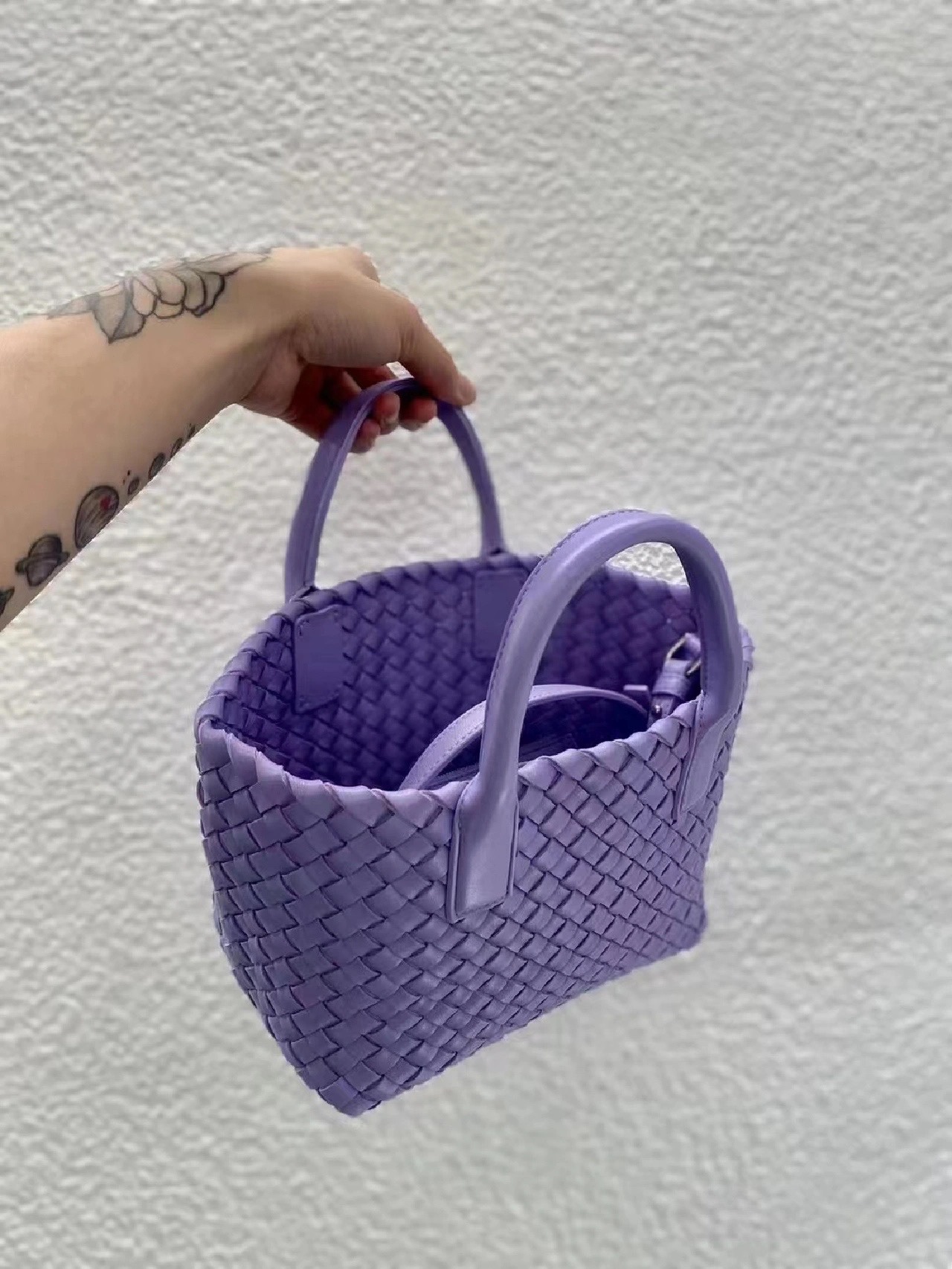 Bottega Veneta MINI CABAT 20CM BAG 709464紫藤色