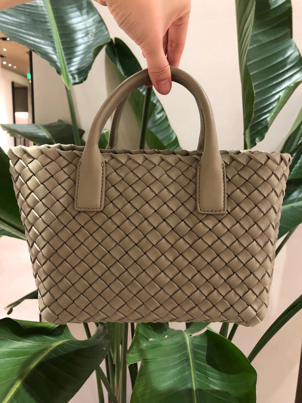 Bottega Veneta MINI CABAT 20CM BAG 709464洞石绿