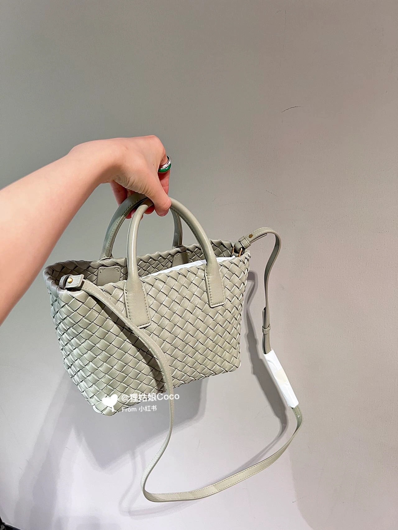 Bottega Veneta MINI CABAT 20CM BAG 709464洞石绿