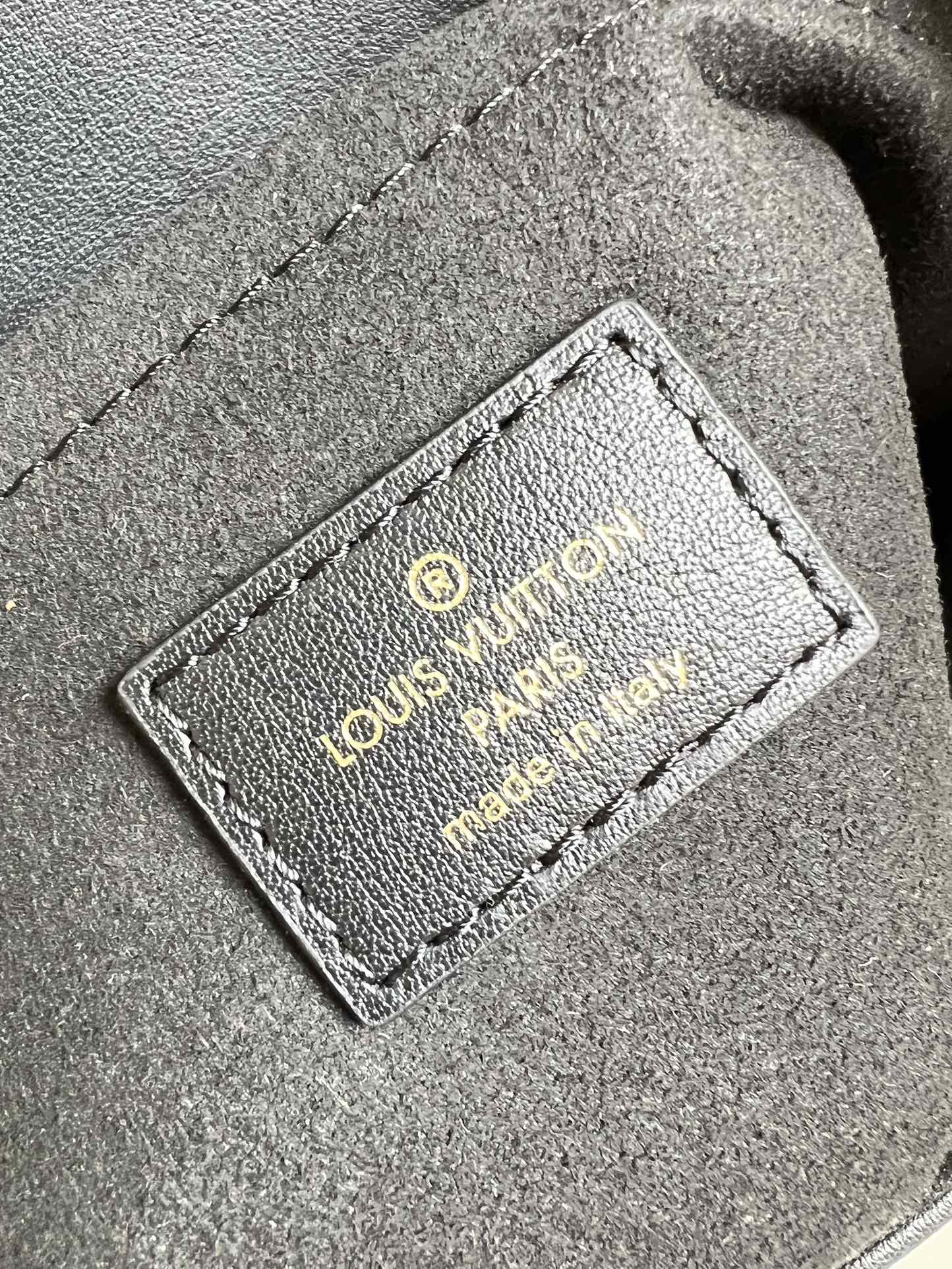 Jacquemus Luxury Designer Handbag Shoulder Crossbody Bag crafted in 9