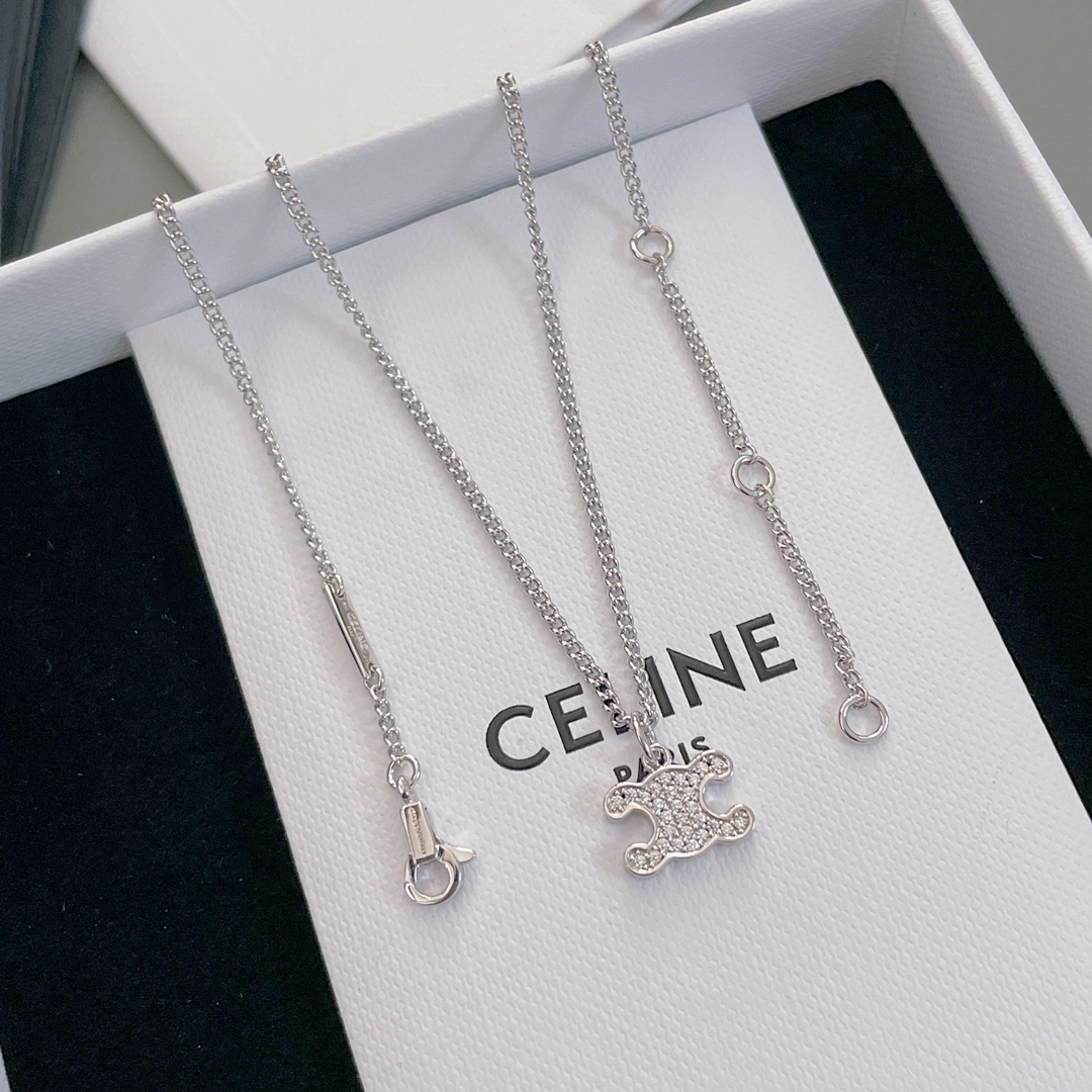 “Z 4950: CNC Carved Logo Hardware, Cel!ne Letter Necklace – Timeless Fashion Series” - 图片 3