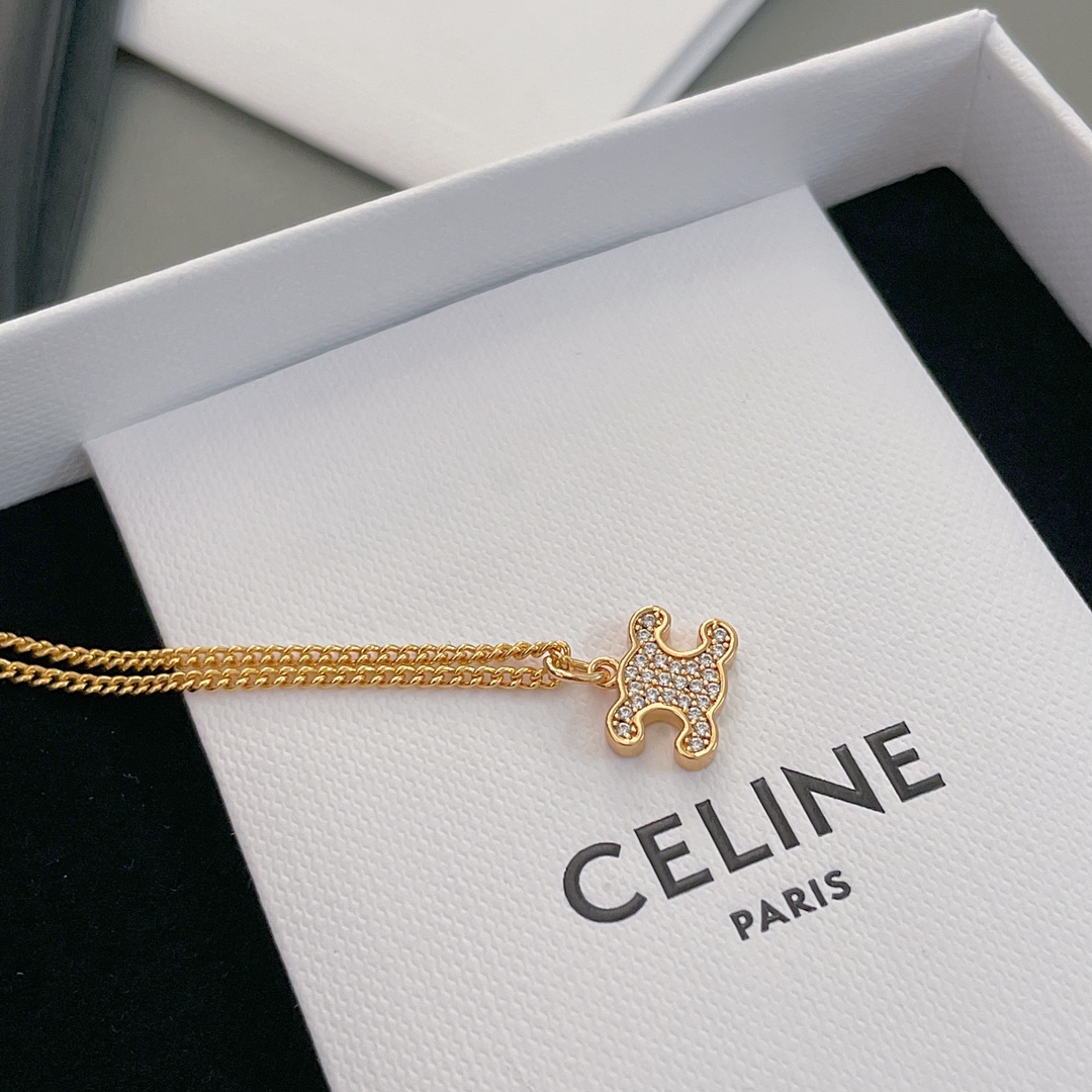 “Z 4950: CNC Carved Logo Hardware, Cel!ne Letter Necklace – Timeless Fashion Series” - 图片 6