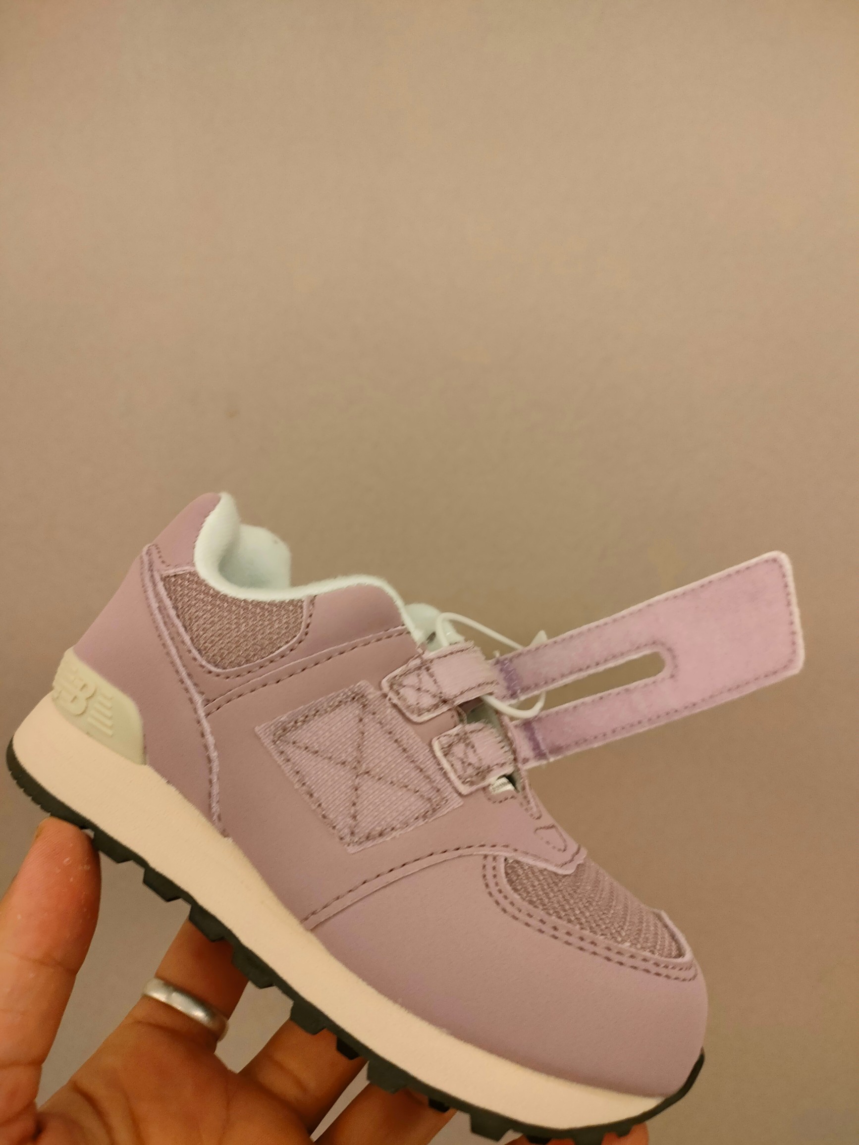 图片[7]-魔术贴ＮＢ574亲子款儿童，软材质+魔术贴+防臭海波丽鞋店 尺码26-37 经典的574系列！该系列传承了品牌的诸多优点，大胆创新！堪称经典系列里的经典，也是最为热门的系列！时隔一年，再次带来的童鞋，必属重磅～-选品中心