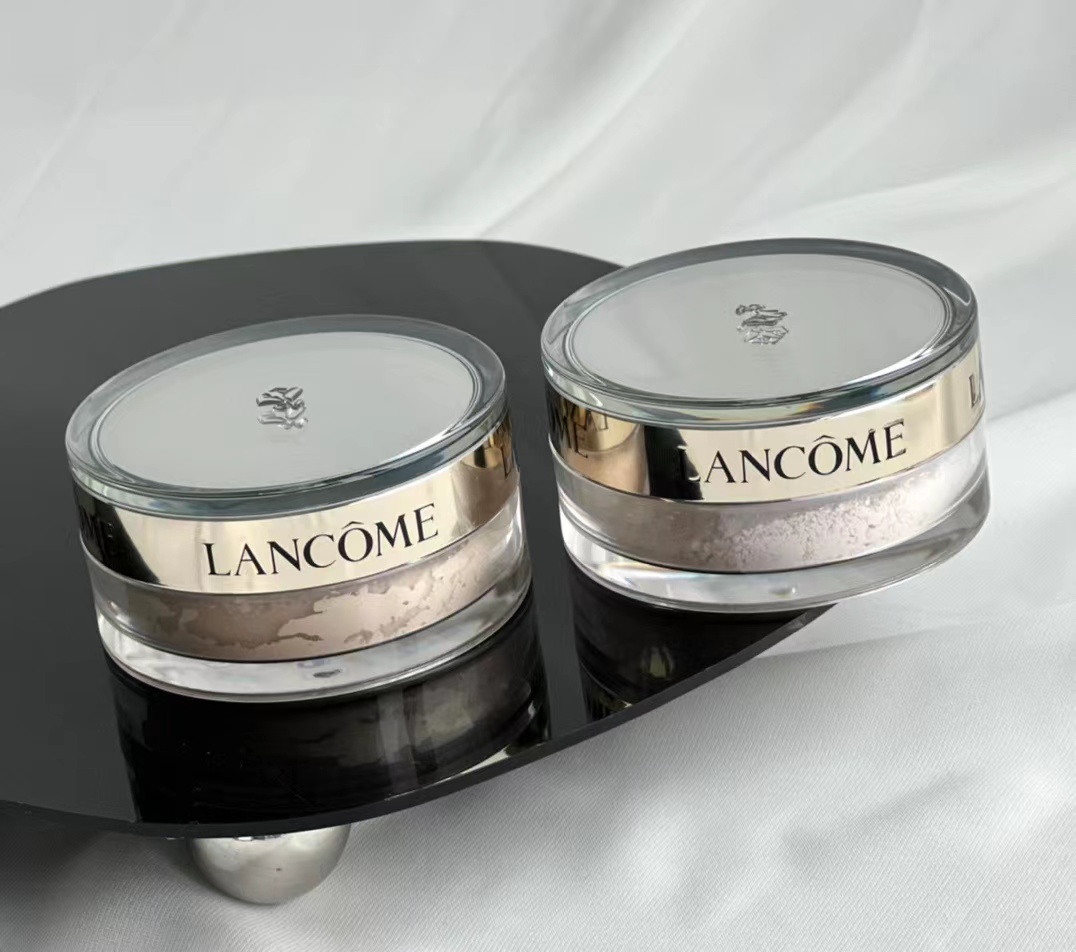 Alaïa Haute Couture Couture Beauty Luxury Skincare Cosmetics Lipstick 3