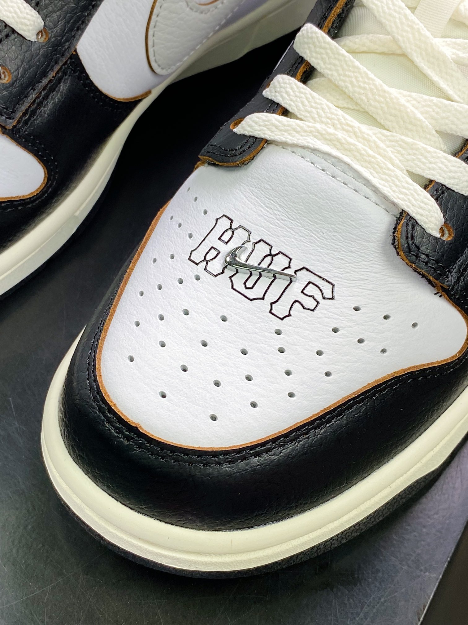 330 HUF x SB Dunk Low”San Francisco”扣篮系列低帮休闲运动滑板板鞋FD8775-001